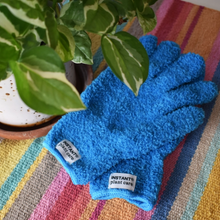 Load image into Gallery viewer, Micro-Fiber Gloves For Cleaning Plants
