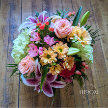 Load image into Gallery viewer, Make My Day Bouquet
