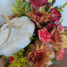 Load image into Gallery viewer, Crock Full o&#39; Blooms
