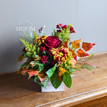 Load image into Gallery viewer, Fall Daisy Bouquet
